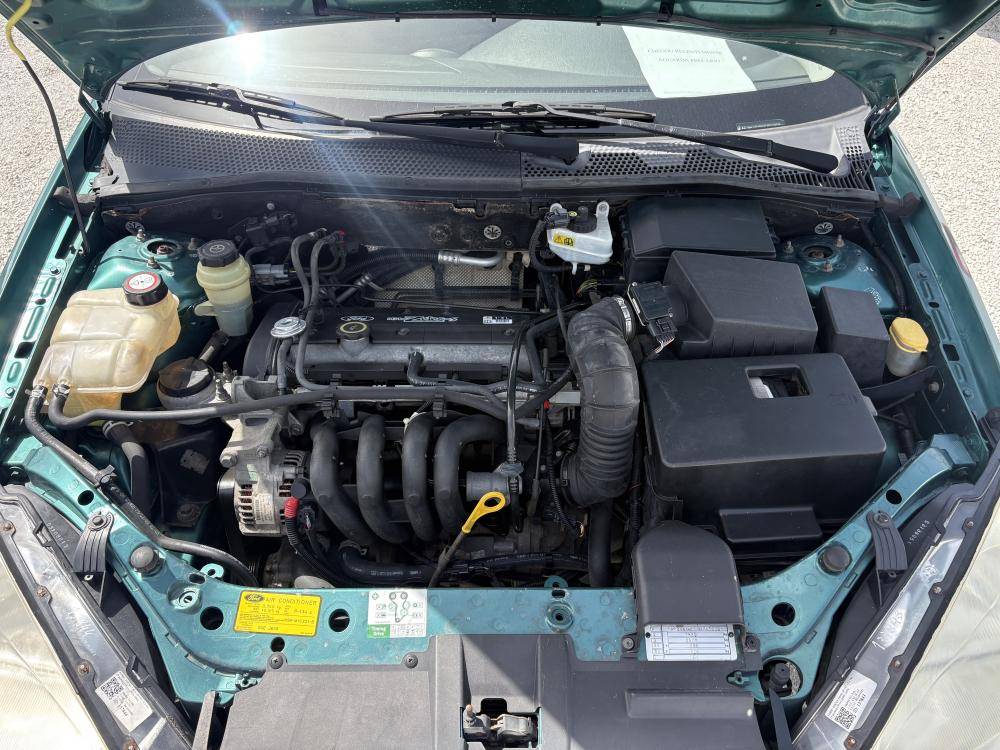 ford-focus-2000-gasolina-1388cc