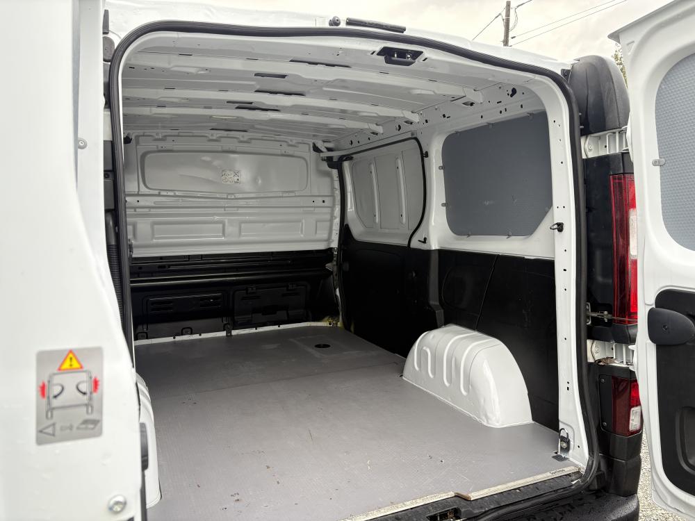 renault-trafic-2020-diesel-1598cc