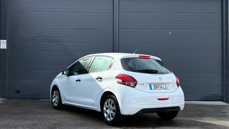peugeot-208-2018-gasolina-1199cc