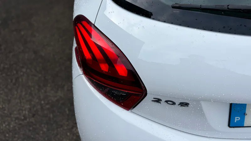 peugeot-208-2018-gasolina-1199cc