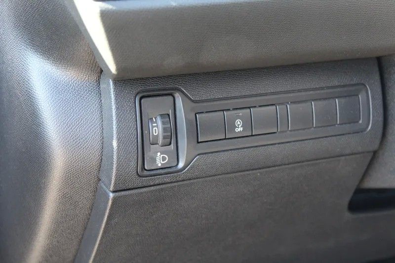 peugeot-308-sw-2019-diesel-1499cc