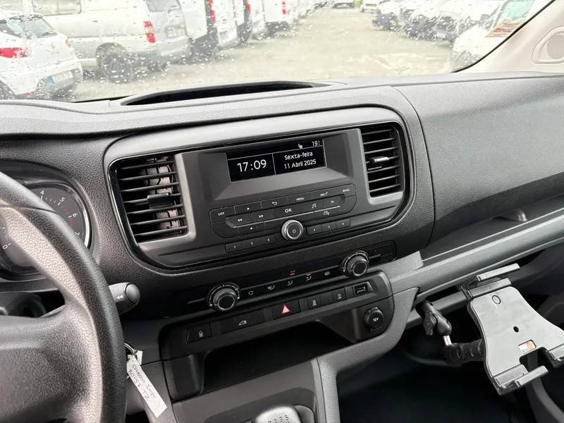 citroen-jumpy-2020-diesel-1499cc