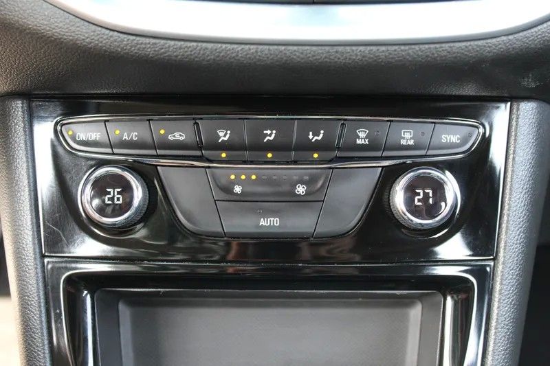 opel-astra-sport-tourer-2019-diesel-1598cc