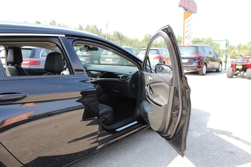 opel-astra-sport-tourer-2019-diesel-1598cc