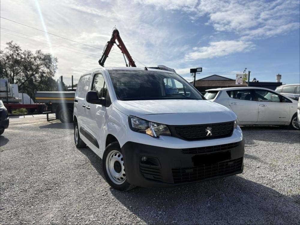 peugeot-partner-2020-diesel-1499cc