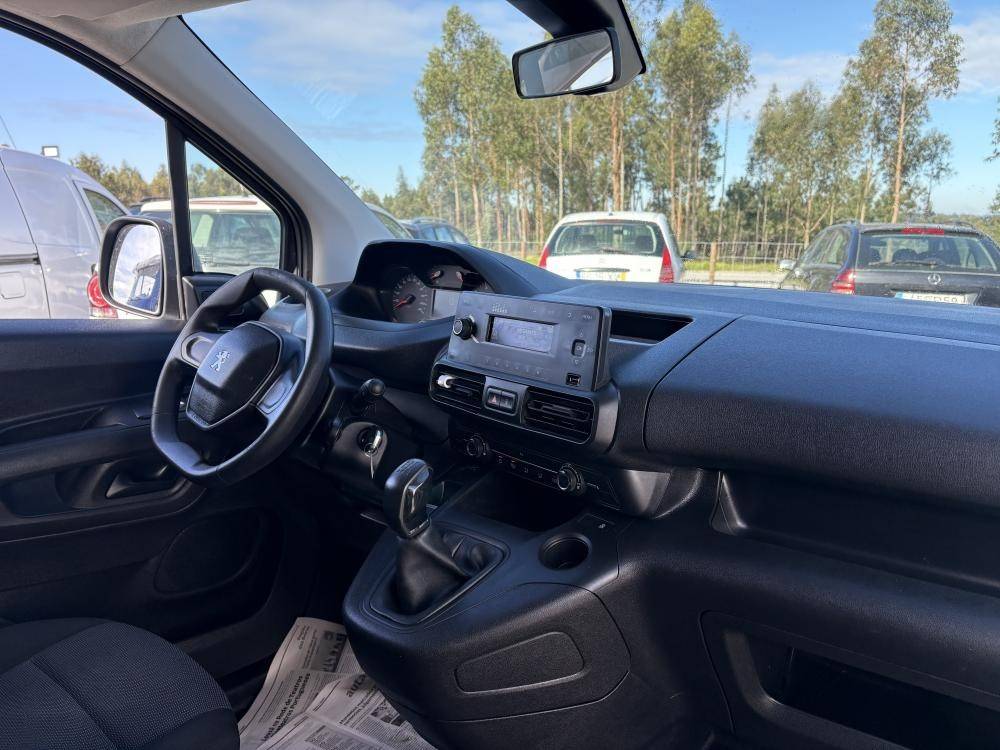 peugeot-partner-2020-diesel-1499cc