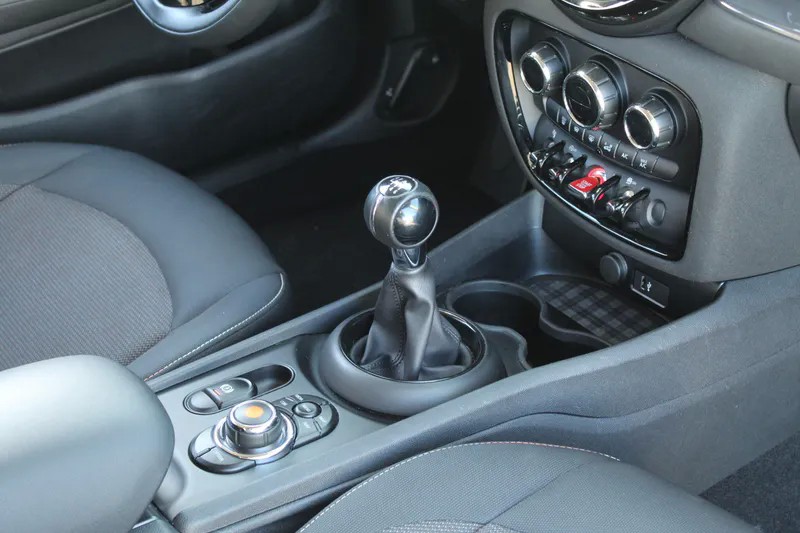 mini-clubman-2020-diesel-1496cc