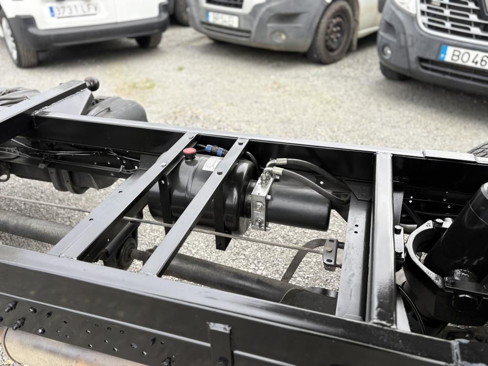nissan-cabstar-2014-diesel-2488cc