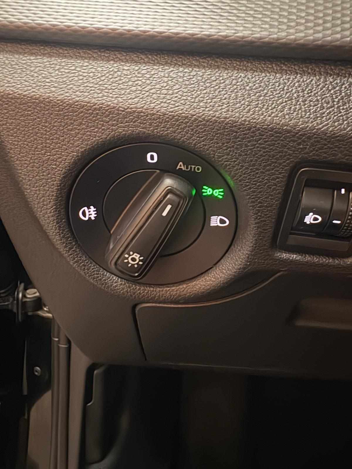 skoda-kamiq-1-0-tsi-2023-gasolina-999cc