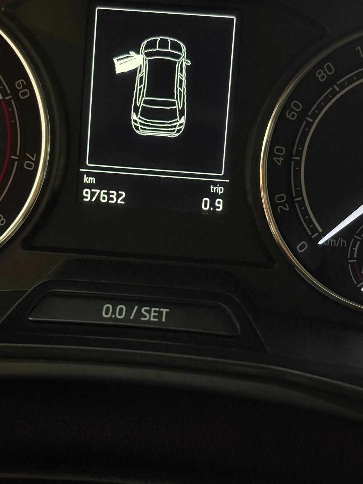 skoda-kamiq-1-0-tsi-2023-gasolina-999cc