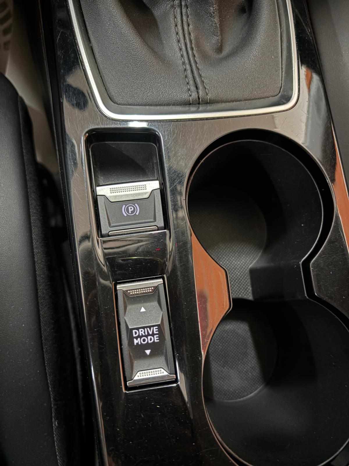 peugeot-2008-1-2-puretech-2021-gasolina-1199cc