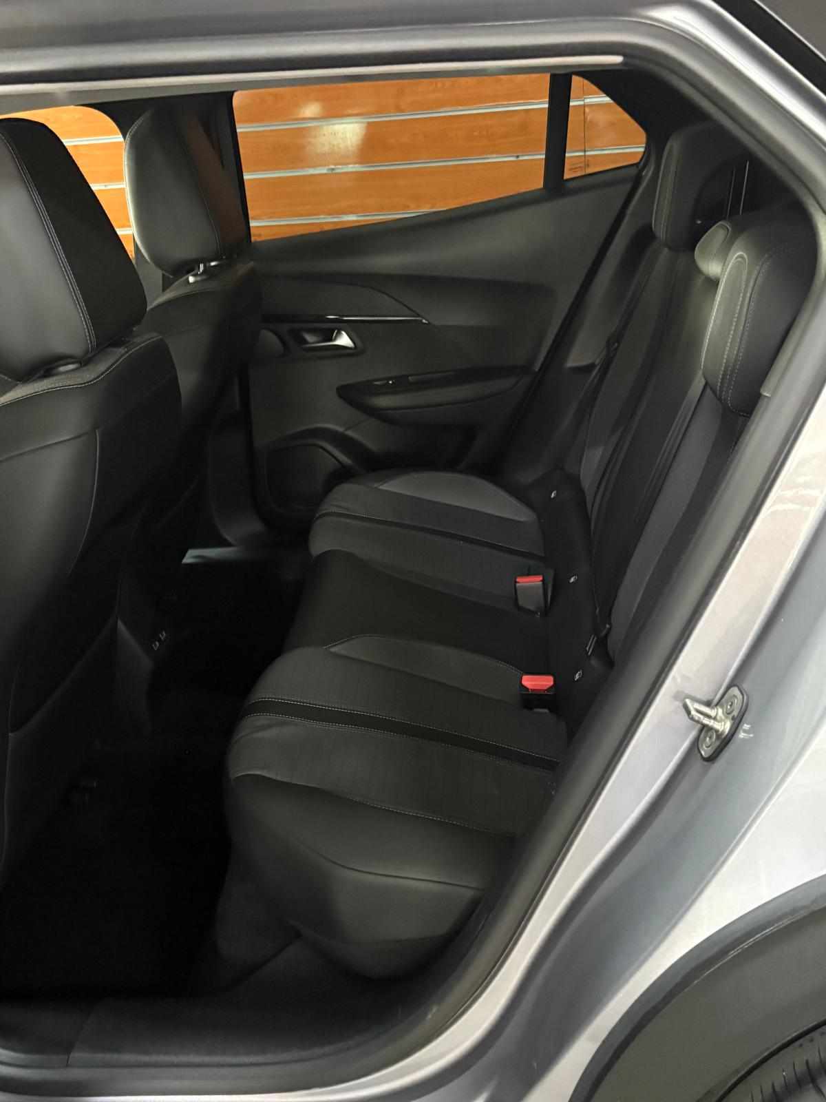 peugeot-2008-1-2-puretech-2021-gasolina-1199cc