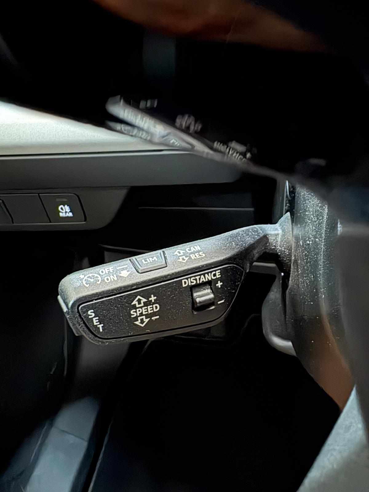 audi-q4-e-tron-35-e-tron-2021-eletrico