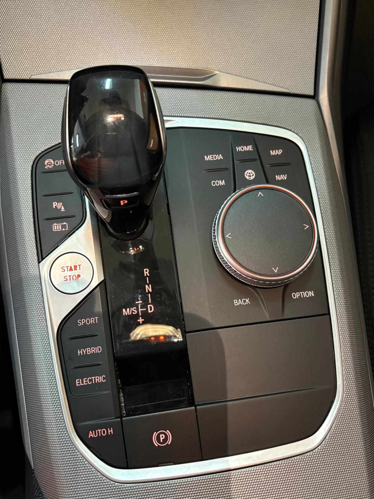 bmw-serie-3-330e-drive-2021-hibrido-1998cc