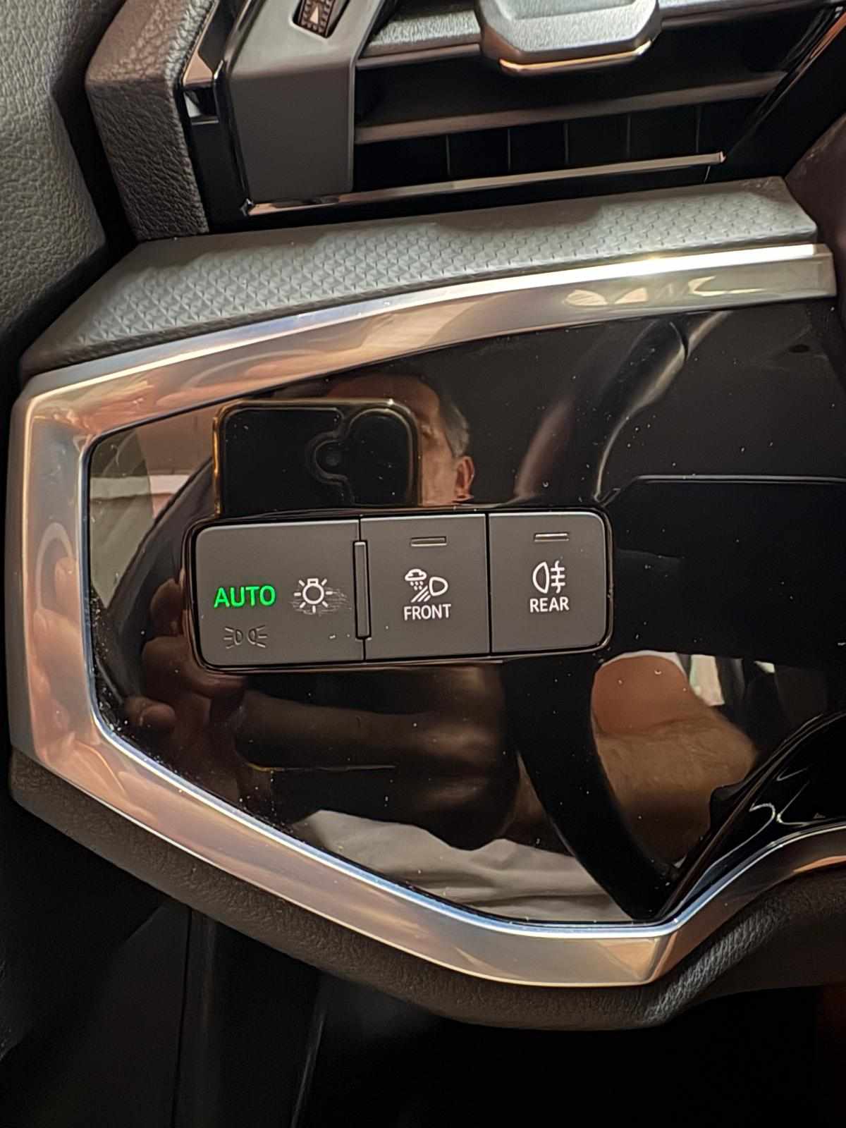audi-q3-45-tfsi-e-2023-gasolina-1395cc