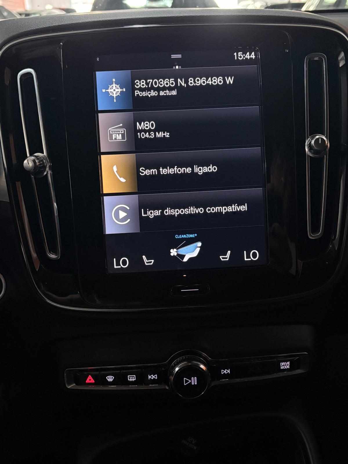 volvo-xc40-t4-twin-engine-recharge-2021-gasolina-1477cc