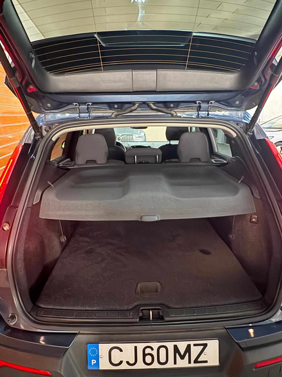 volvo-xc40-t4-twin-engine-recharge-2021-gasolina-1477cc