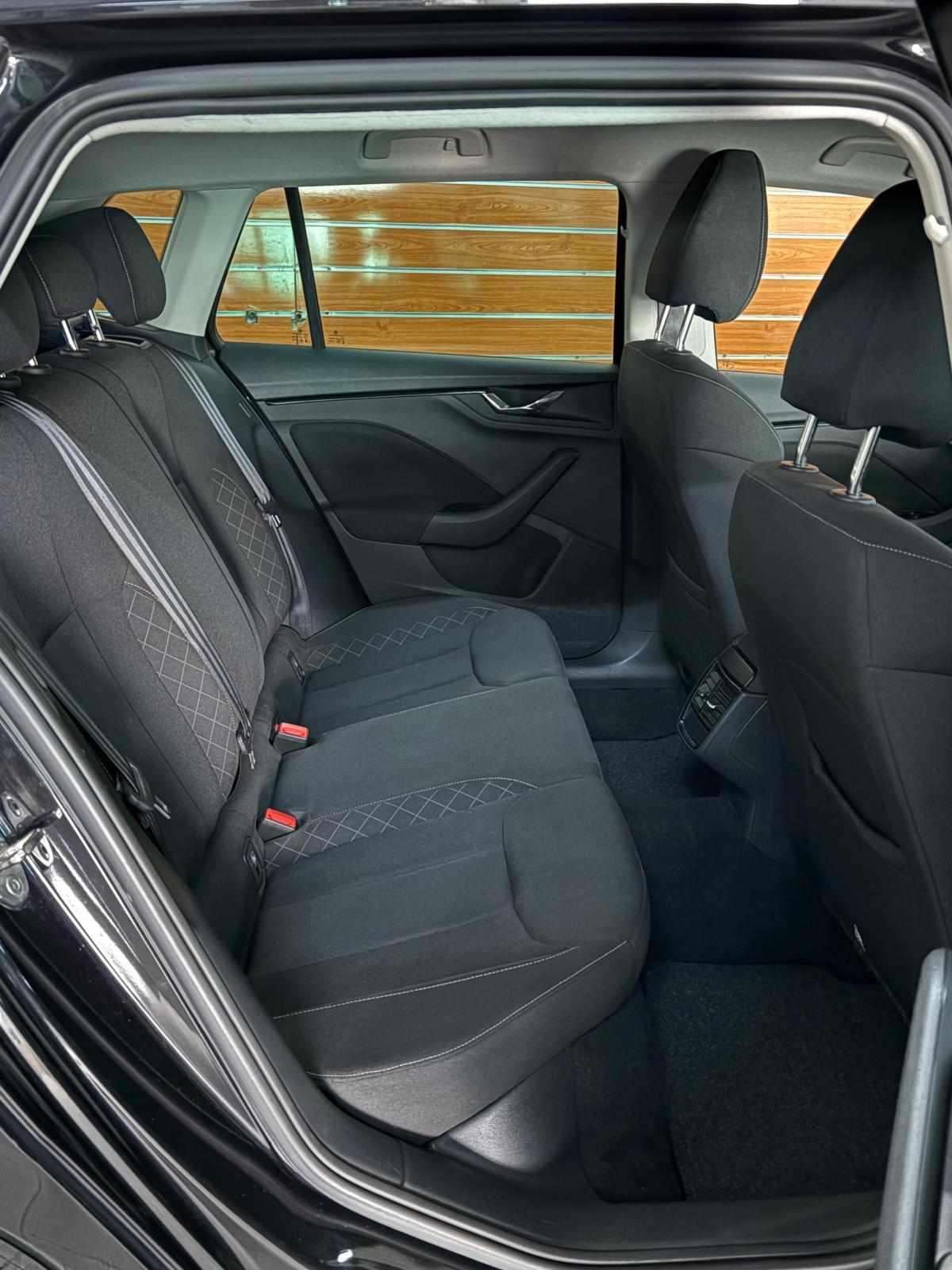 skoda-kamiq-1-0-tsi-2023-gasolina-999cc