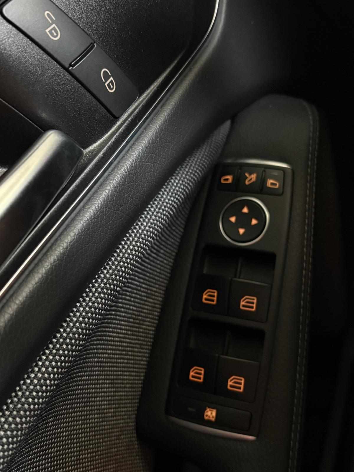 mercedes-benz-gla-220-4matic-2018-gasolina-1991cc