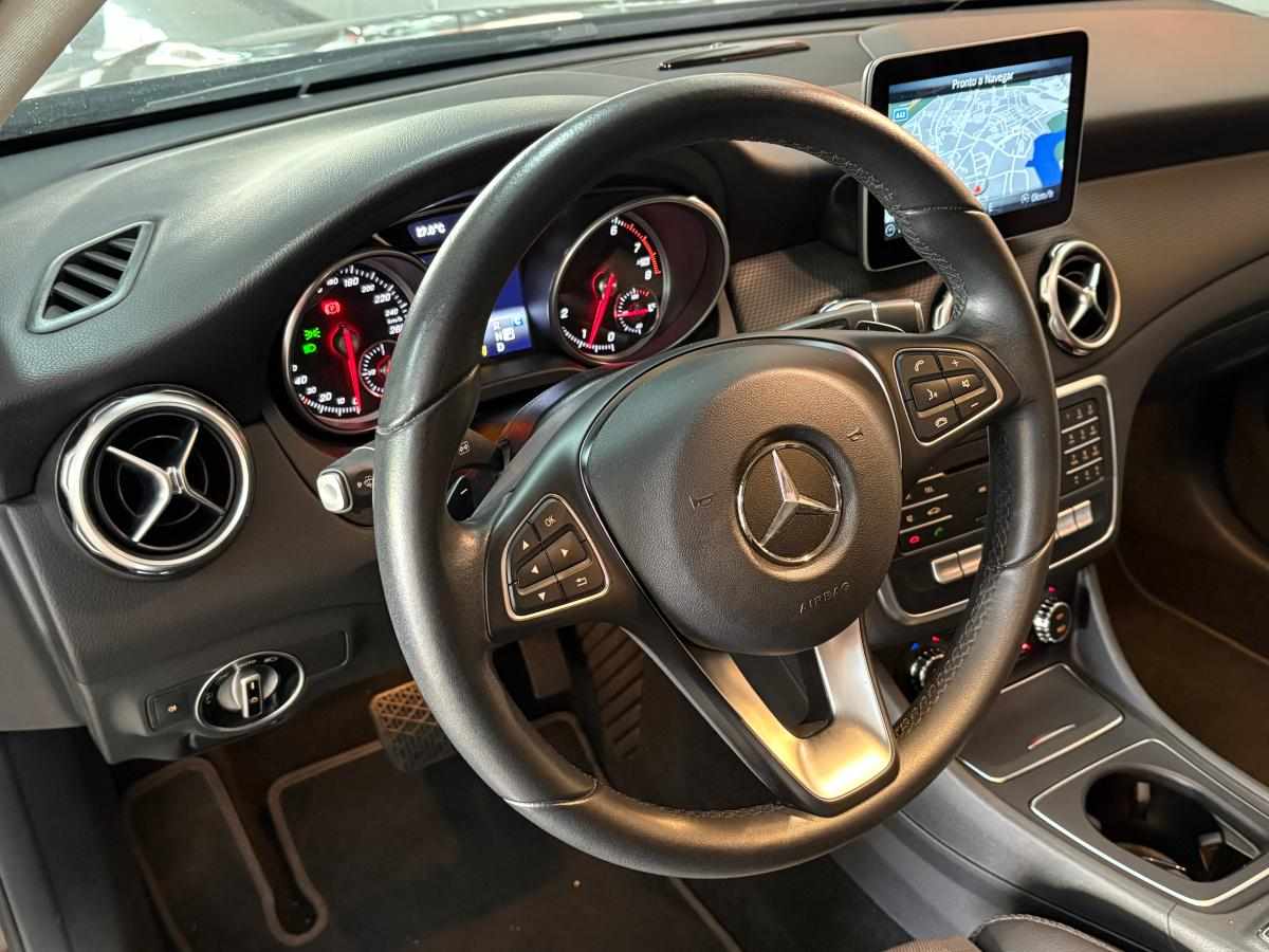 mercedes-benz-gla-220-4matic-2018-gasolina-1991cc
