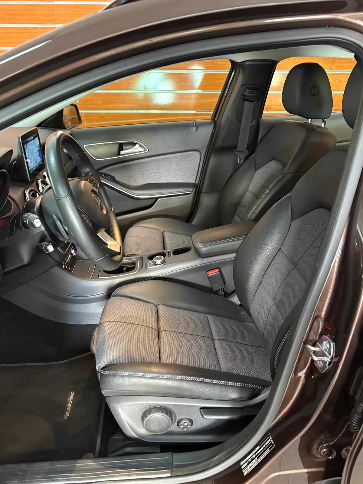 mercedes-benz-gla-220-4matic-2018-gasolina-1991cc