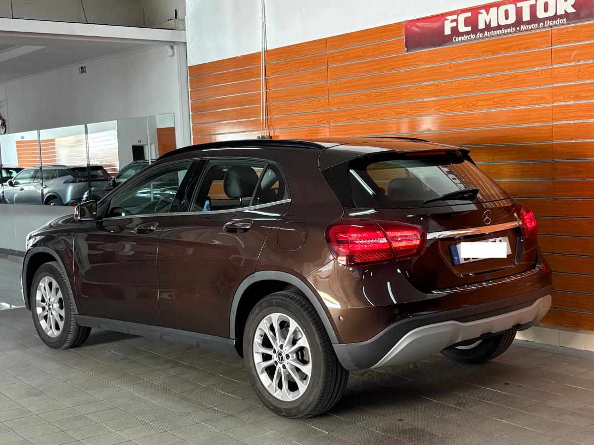mercedes-benz-gla-220-4matic-2018-gasolina-1991cc