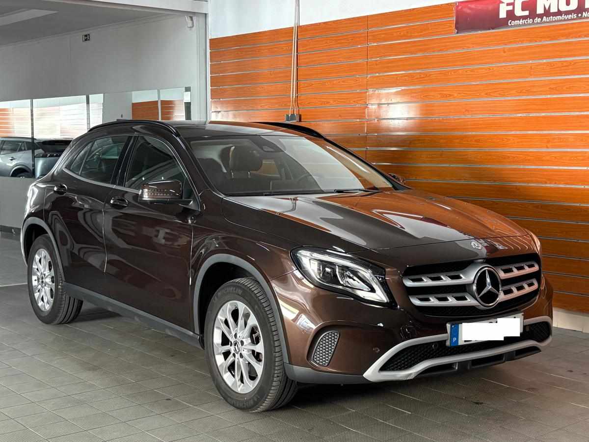 mercedes-benz-gla-220-4matic-2018-gasolina-1991cc