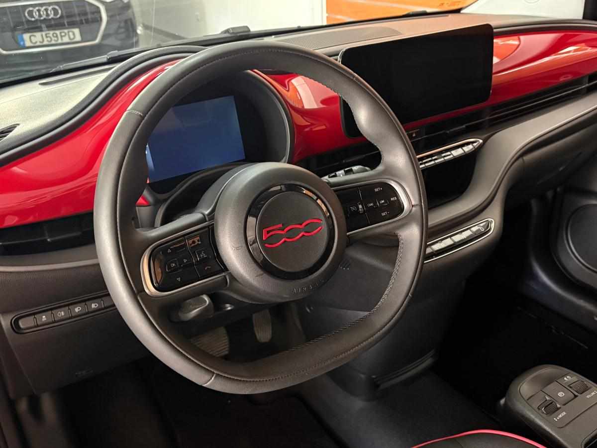 fiat-500e-42-kwh-2022-eletrico