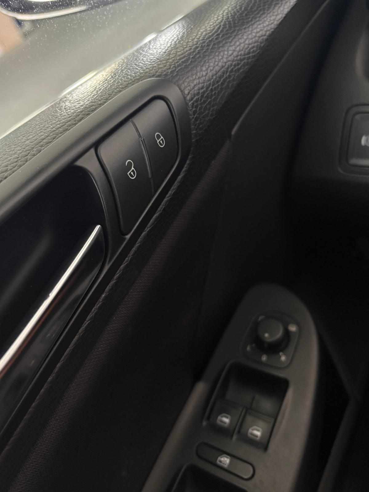 volkswagen-passat-variant-1-6-2010-diesel-1598cc