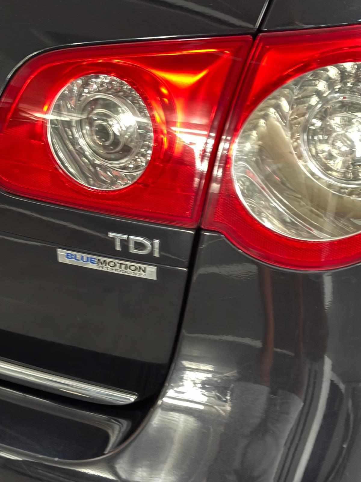 volkswagen-passat-variant-1-6-2010-diesel-1598cc