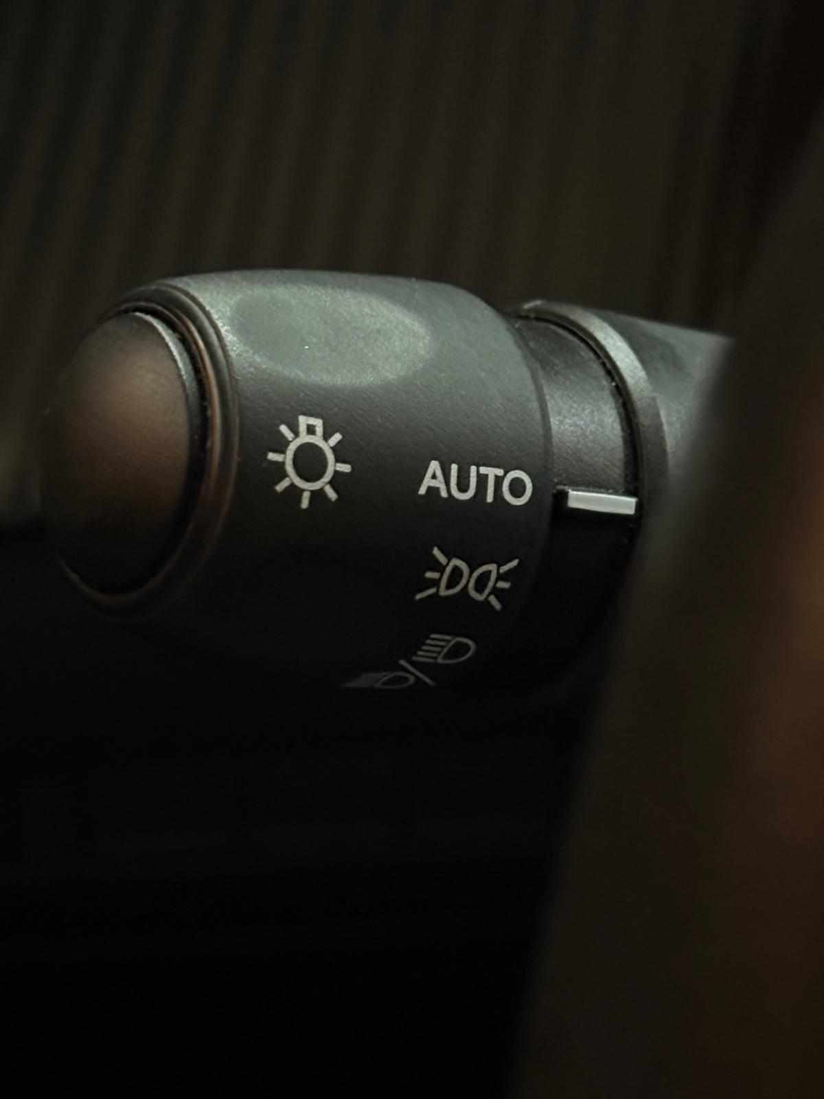 peugeot-2008-1-2-puretech-2024-gasolina-1199cc