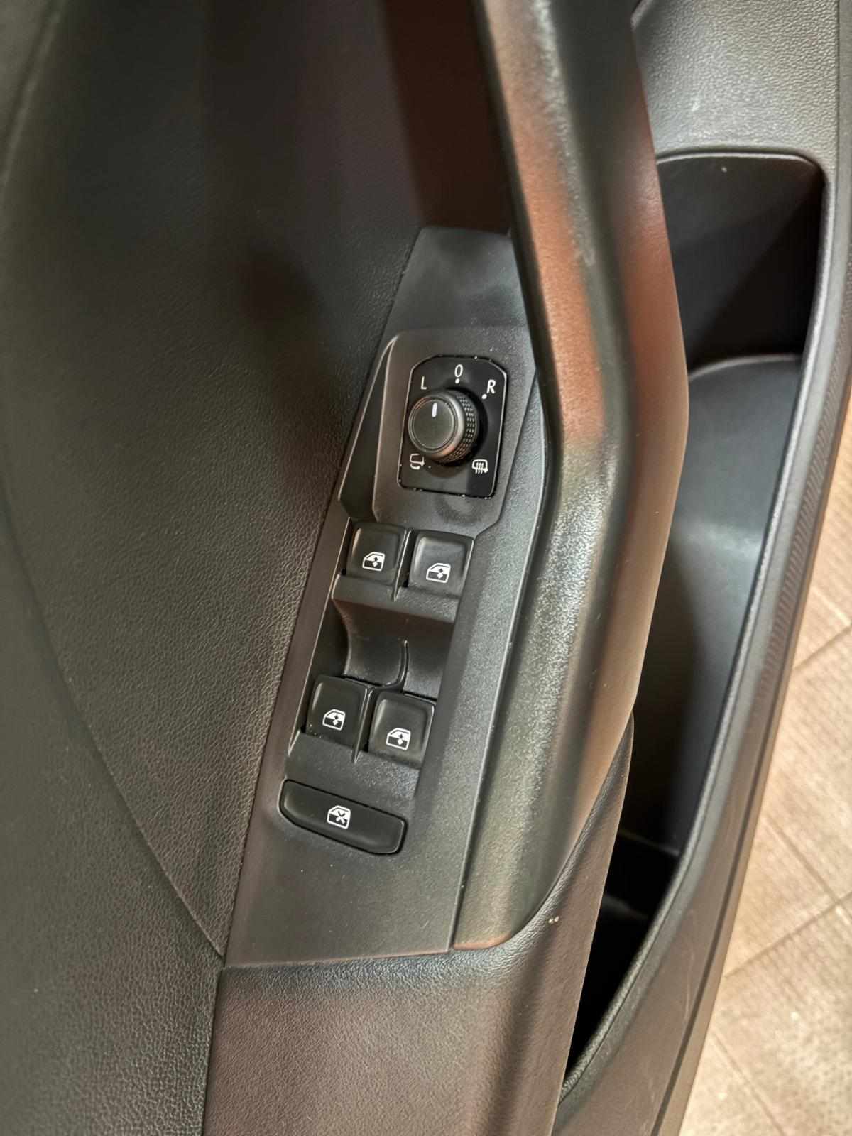 volkswagen-t-cross-1-0-tsi-2023-gasolina-999cc