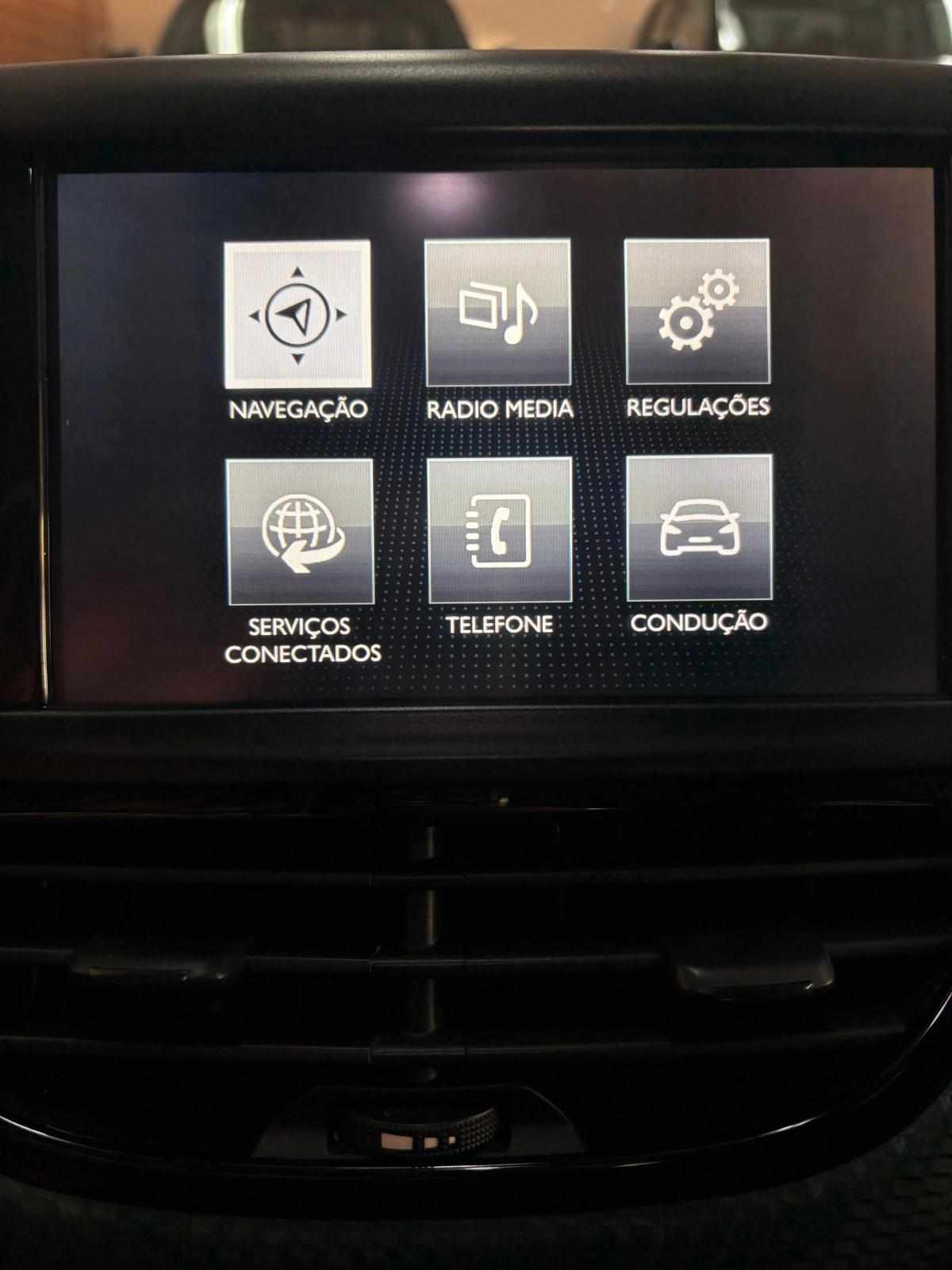 peugeot-208-1-6-bluehdi-2015-diesel-1560cc