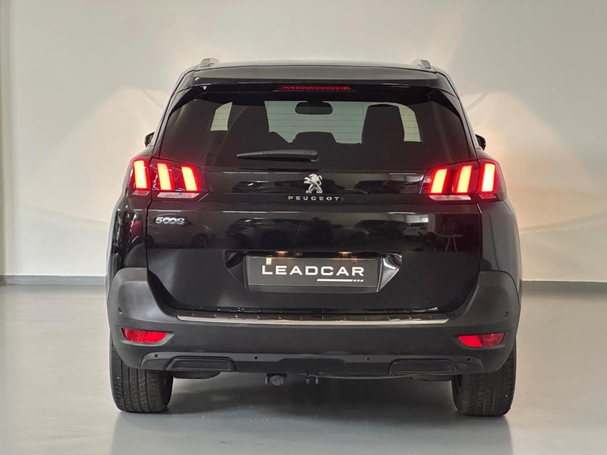 peugeot-5008-2017-gasolina-1199cc