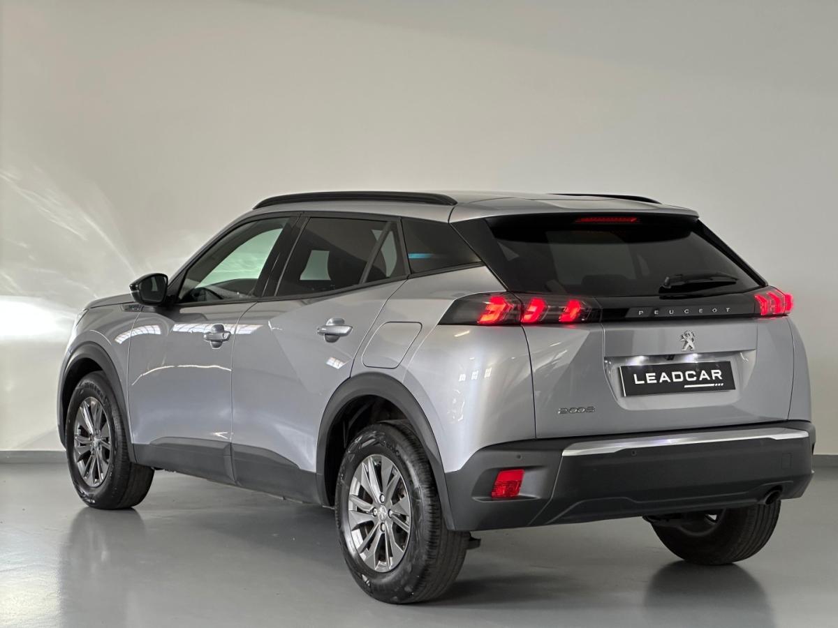 peugeot-2008-2023-gasolina-1199cc