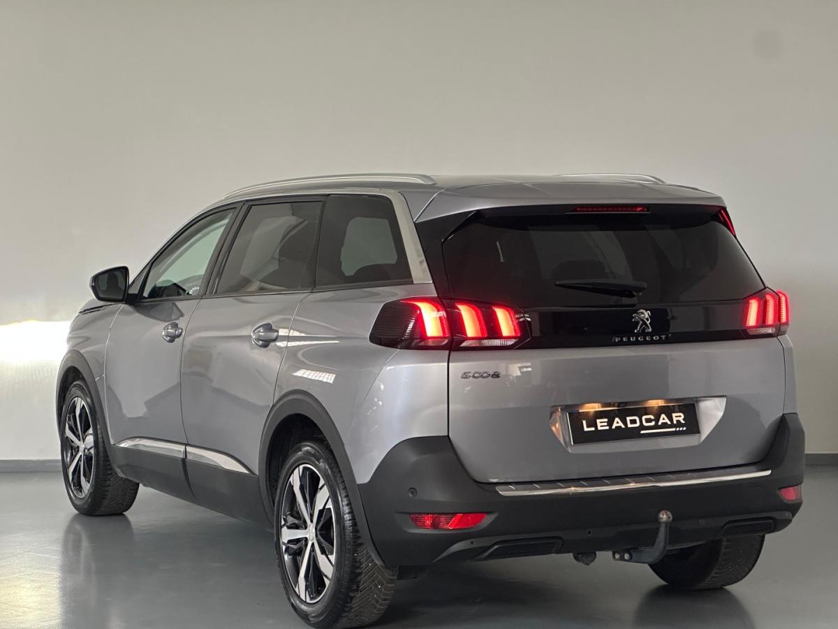 peugeot-5008-2019-gasolina-1199cc