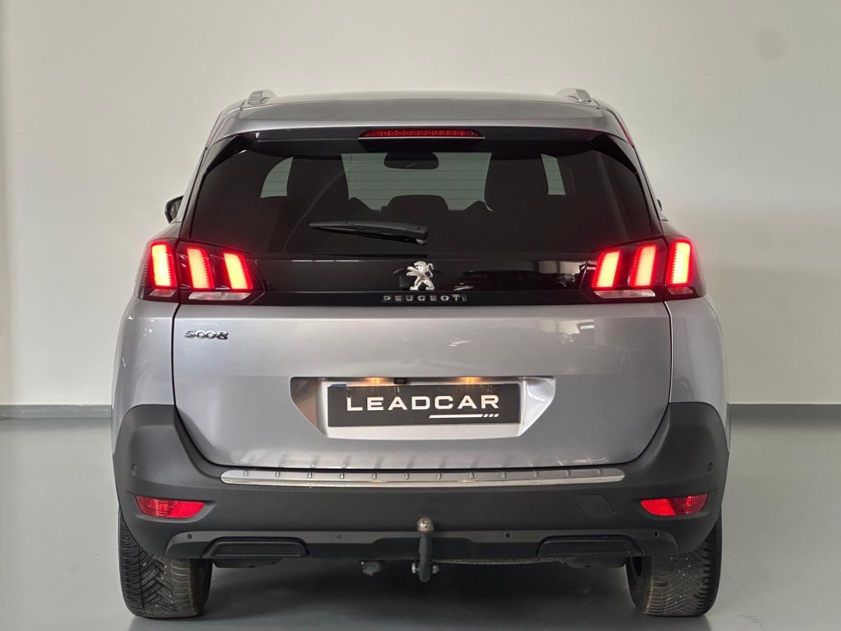 peugeot-5008-2019-gasolina-1199cc