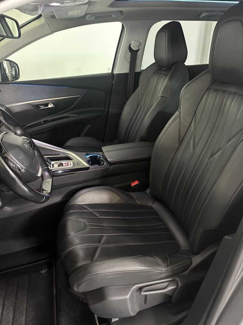 peugeot-5008-2019-gasolina-1199cc