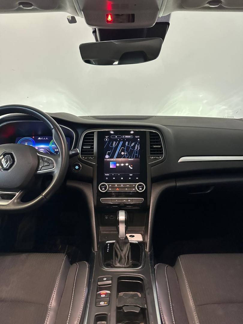 renault-megane-e-tech-2021-hibrido-1598cc