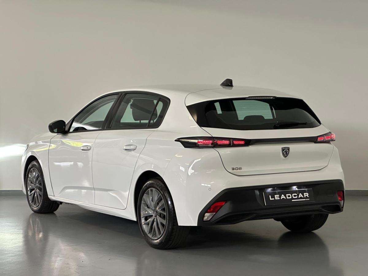 peugeot-308-2022-gasolina-1199cc