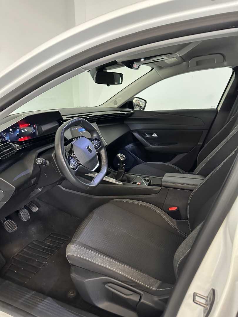 peugeot-308-2022-gasolina-1199cc