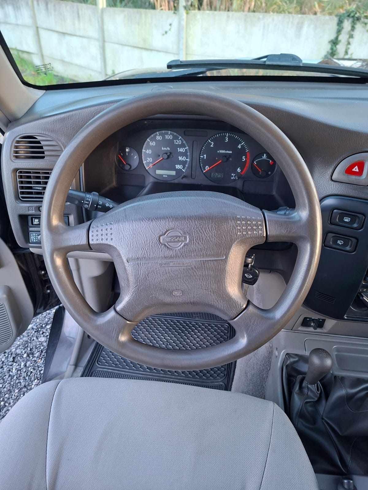 nissan-patrol-3-0-4wd-2000-diesel-2953cc