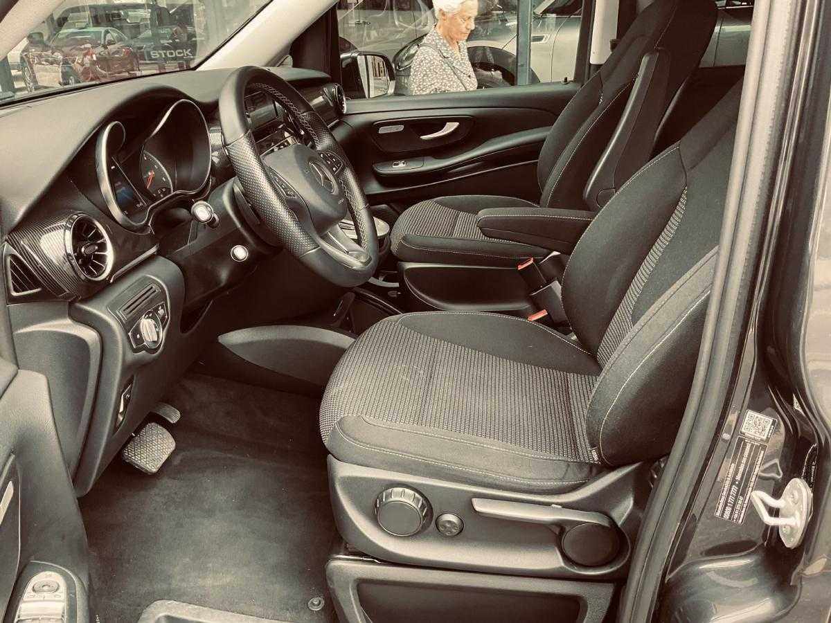 mercedes-benz-classe-v-2022-diesel-2200cc