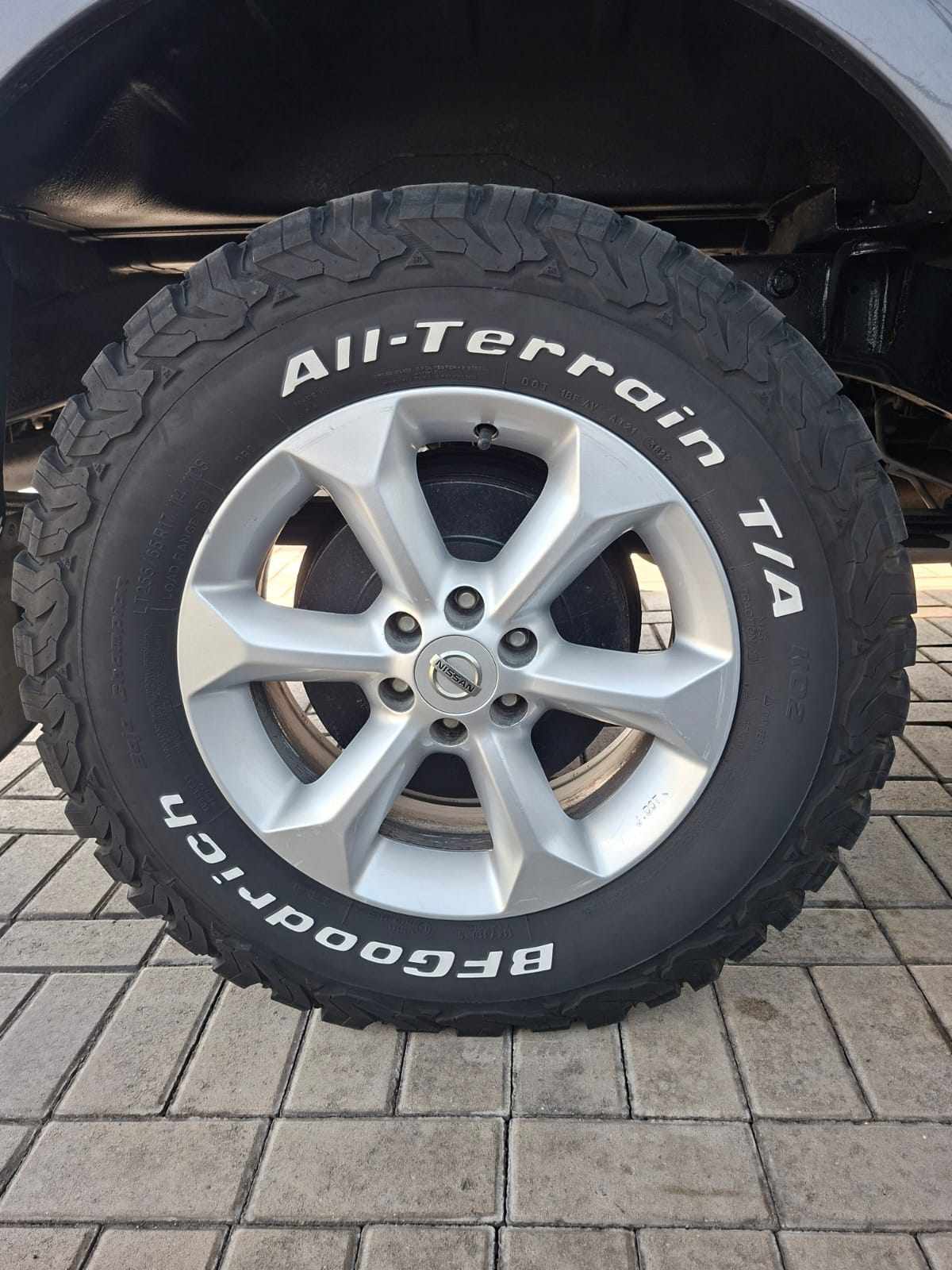 nissan-navara-2-5-dci-awd-2012-diesel-2488cc