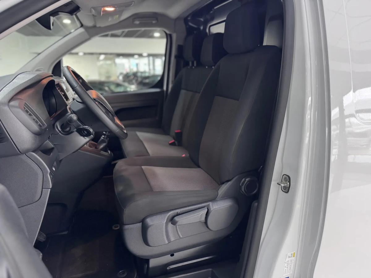 peugeot-expert-2024-diesel-1499cc