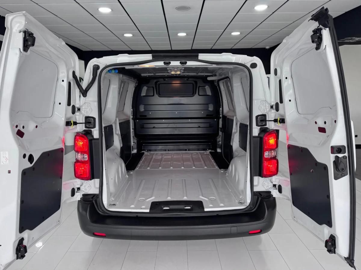 peugeot-expert-2024-diesel-1499cc