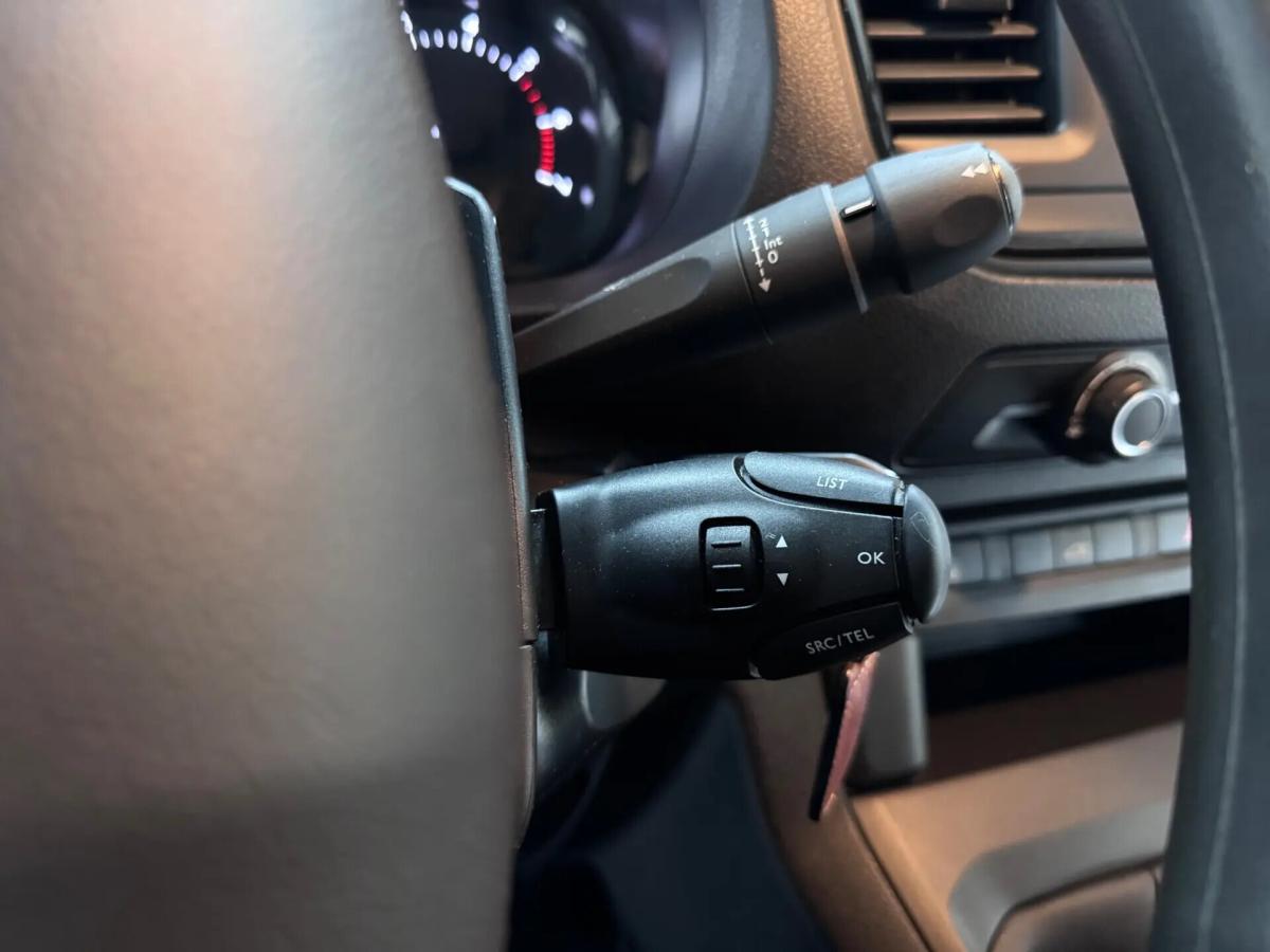 peugeot-expert-2024-diesel-1499cc