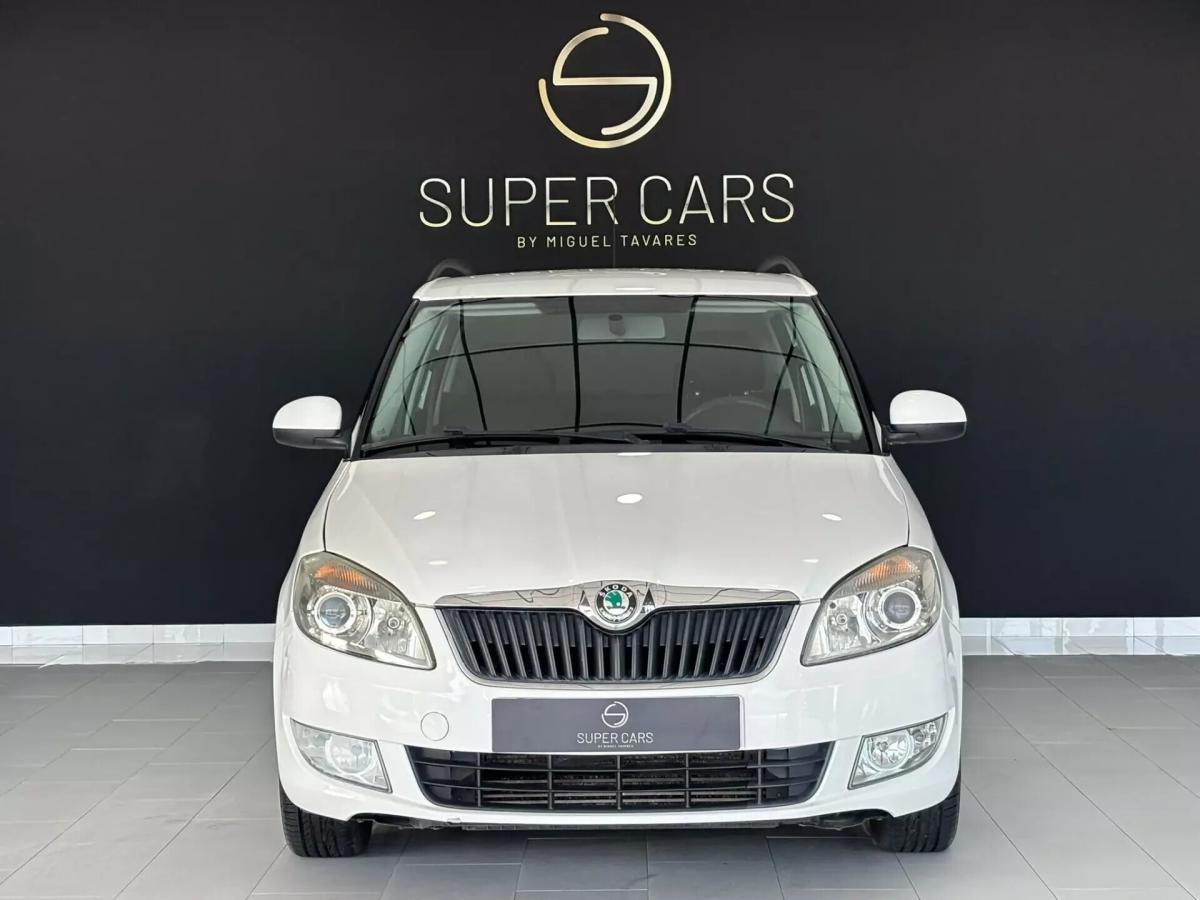 skoda-fabia-break-2011-diesel-1199cc