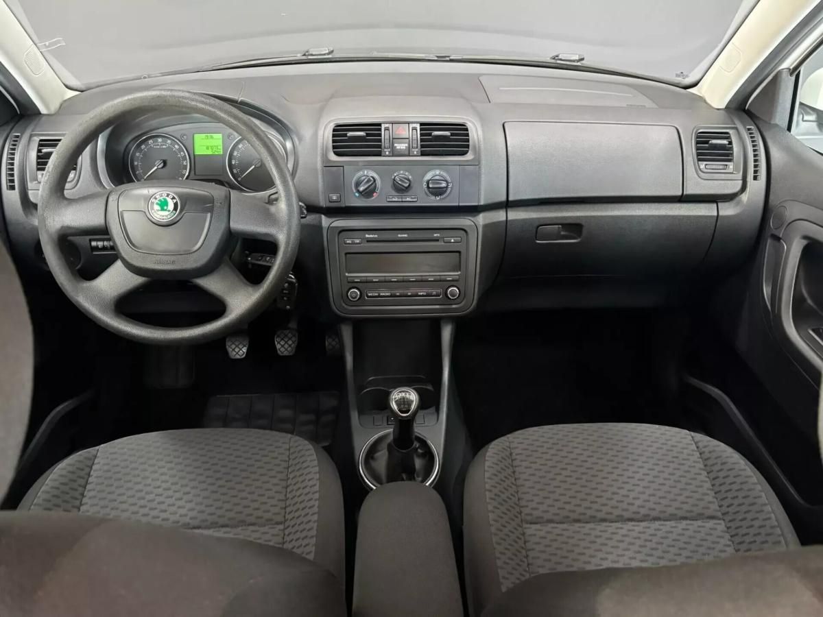 skoda-fabia-break-2011-diesel-1199cc