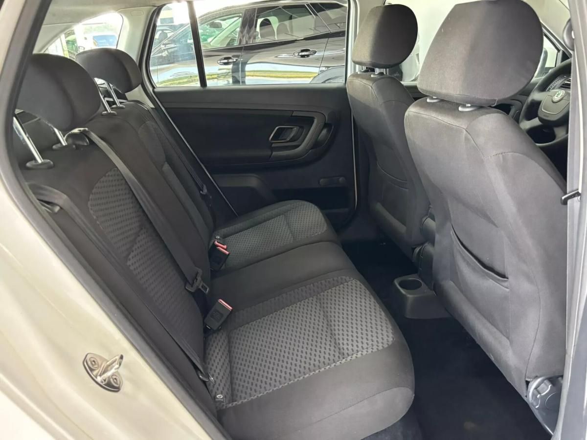 skoda-fabia-break-2011-diesel-1199cc